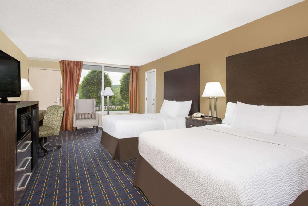 Days Inn by Wyndham Asheville/Mall Image 13