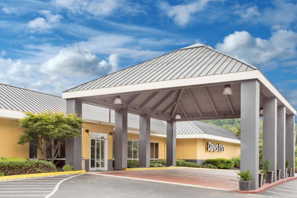 Days Inn by Wyndham Asheville/Mall Image 37